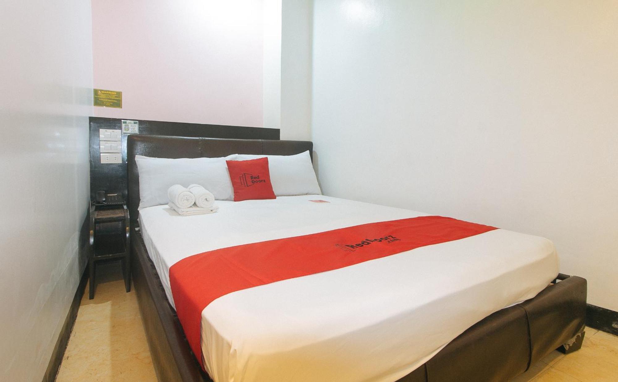 Reddoorz At Ranchotel Alabang Muntinlupa City Eksteriør billede